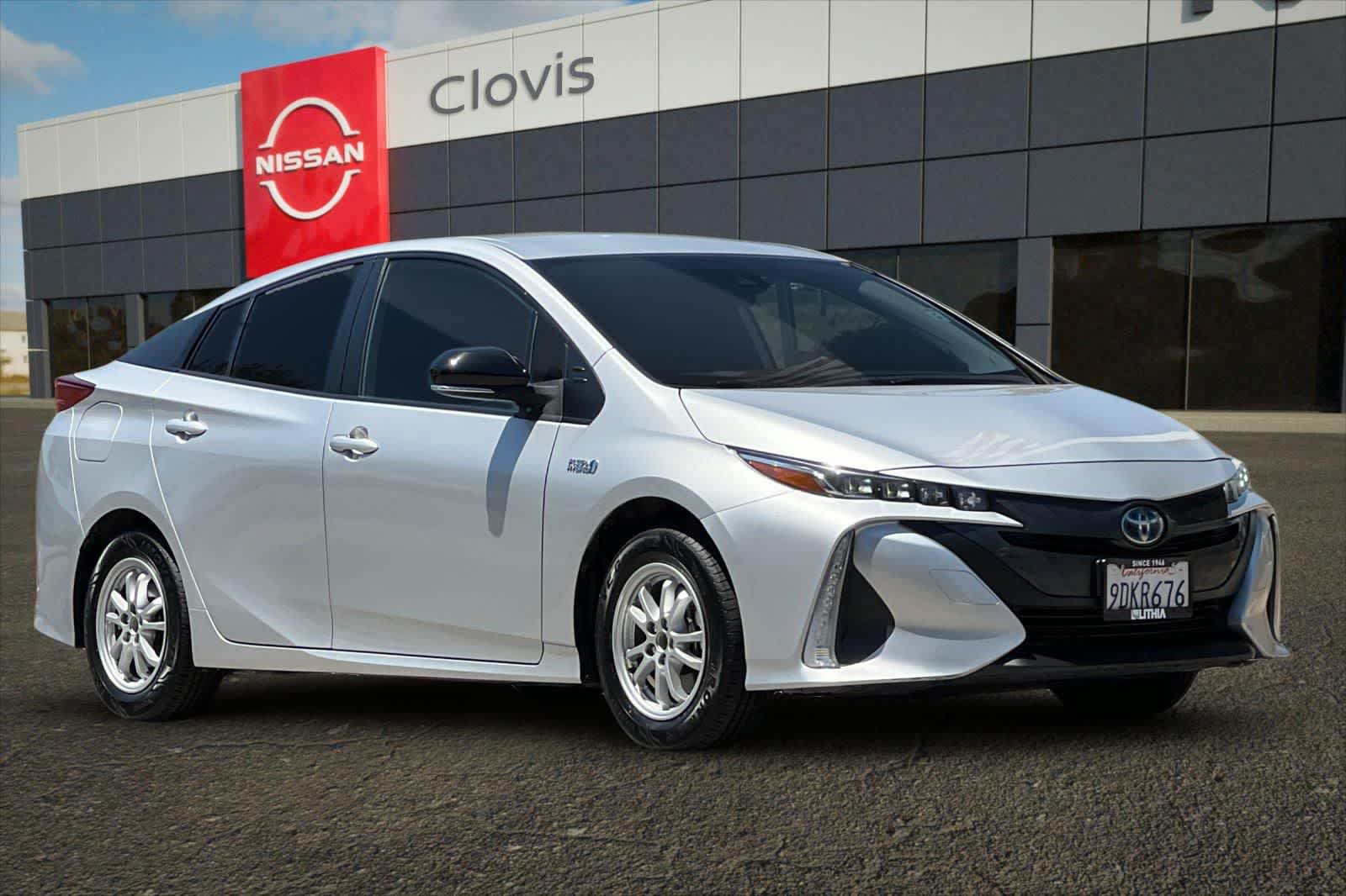 Used 2022 Toyota Prius Prime LE FWD image 10