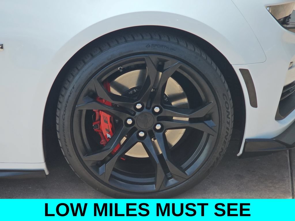Used 2019 Chevrolet Camaro SS RWD image 38