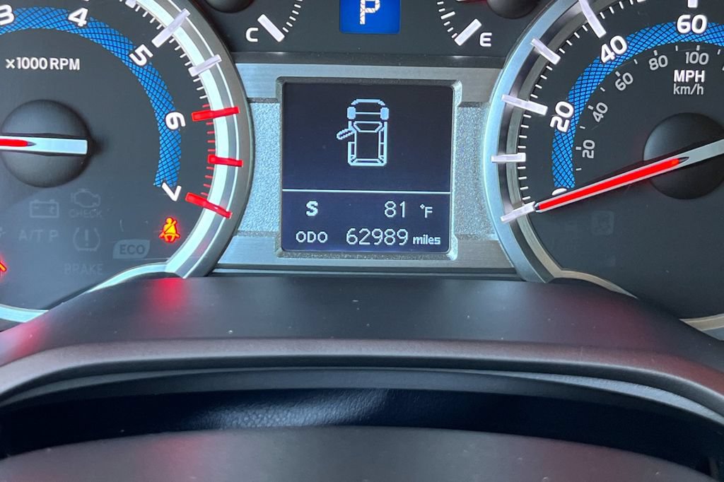 Certified 2018 Toyota 4Runner SR5 AWD/4WD image 29