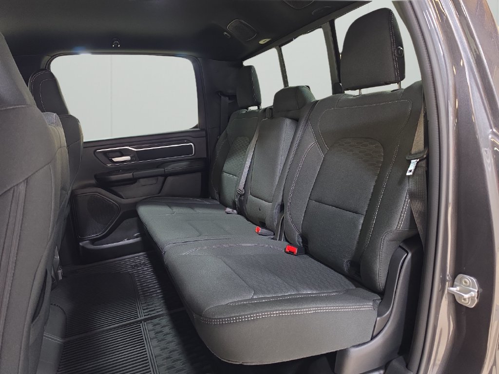 New 2026 RAM 1500 4x4 Crew Cab image 17
