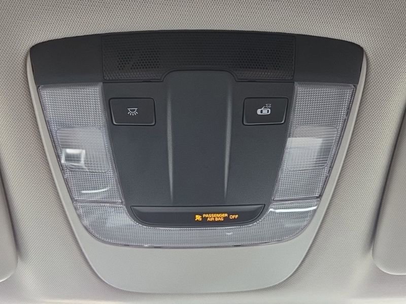 Used 2025 Kia Sportage LX AWD/4WD image 39