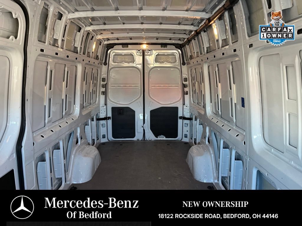 Used 2025 Mercedes-Benz Sprinter 2500 image 13