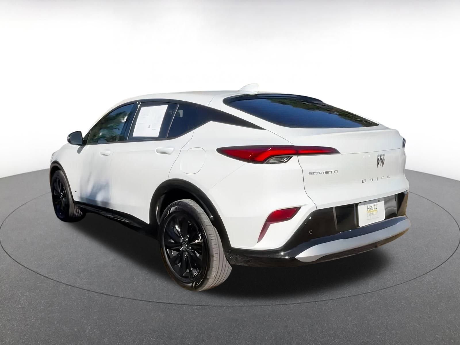 Used 2025 Buick Envista Sport Touring image 11