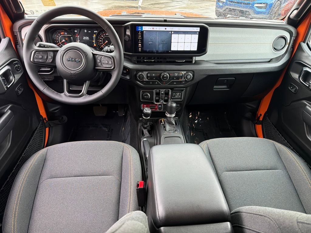 Used 2025 Jeep Wrangler Willys image 15