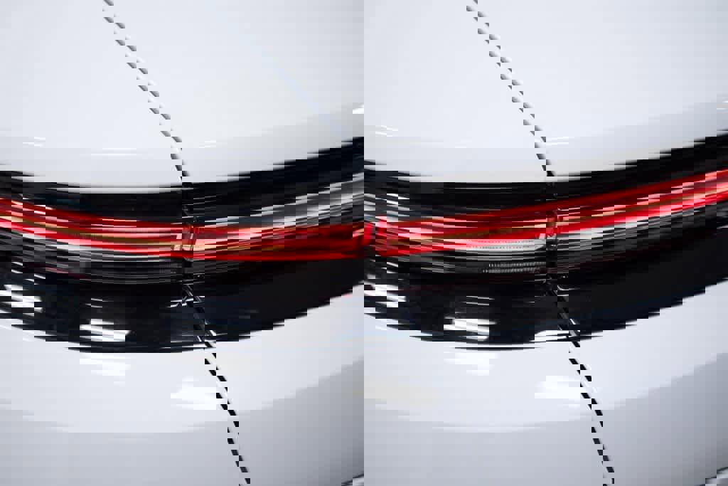 Certified 2024 Porsche Panamera 4 image 32