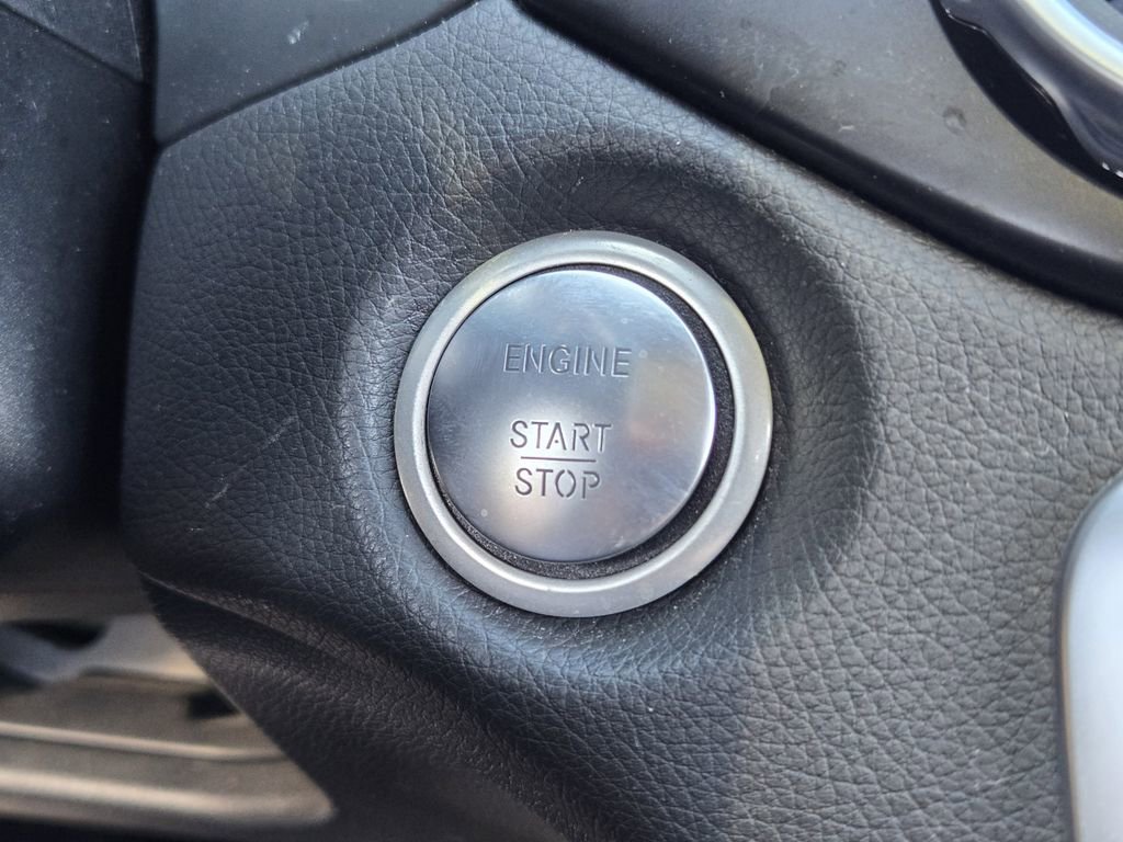 Used 2019 Mercedes-Benz GLA 250 image 26