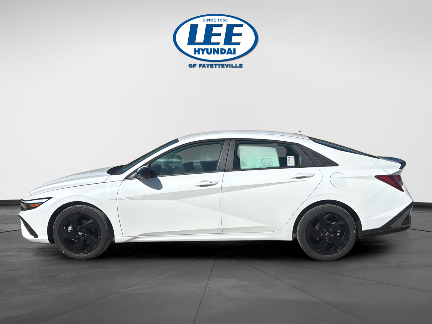 Certified 2026 Hyundai Elantra Sport w/ Cargo Package FWD image 5