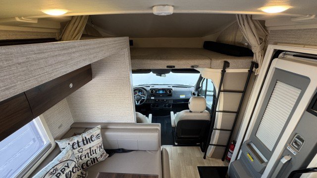Used 2021 Mercedes-Benz Sprinter 3500 image 19
