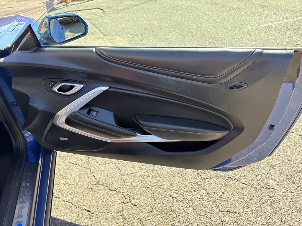 Used 2023 Chevrolet Camaro LT RWD image 27