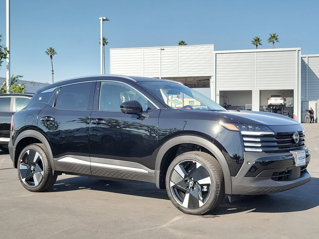 New 2026 Nissan Kicks SR FWD image 4