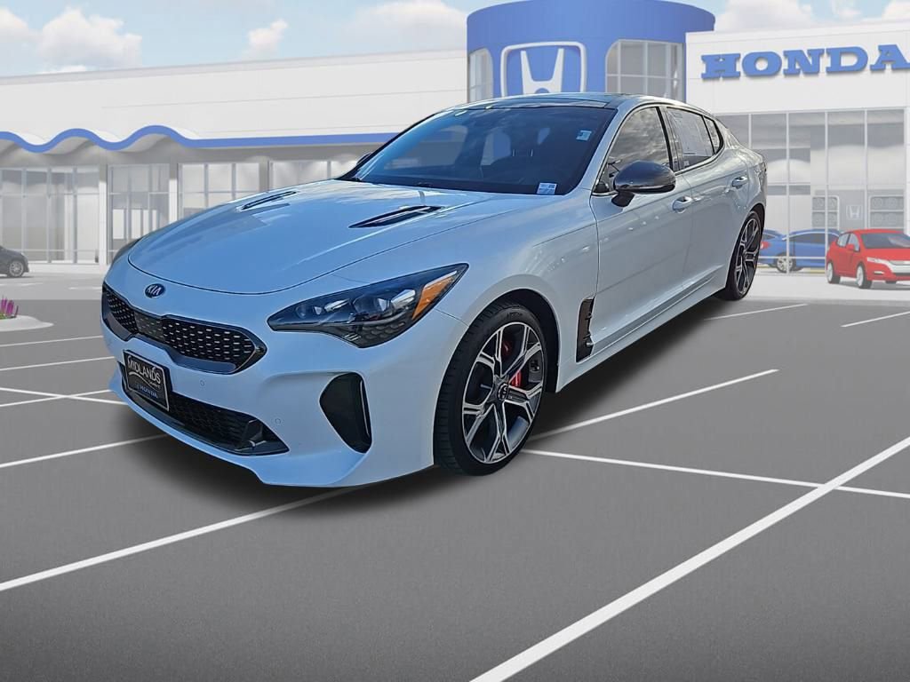 Used 2018 Kia Stinger GT2 image 3