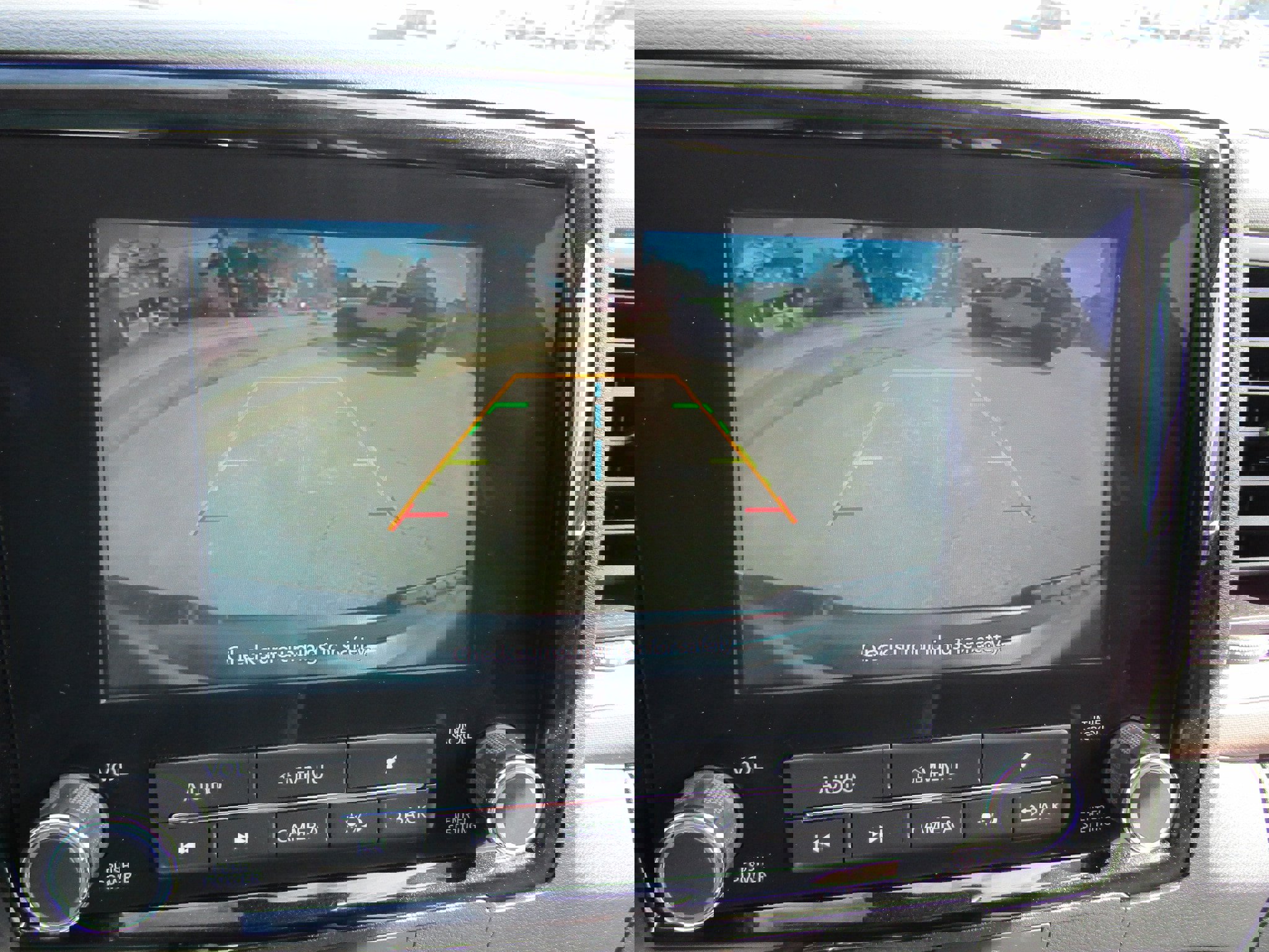 Used 2022 Nissan Frontier SV w/ Technology Package image 21