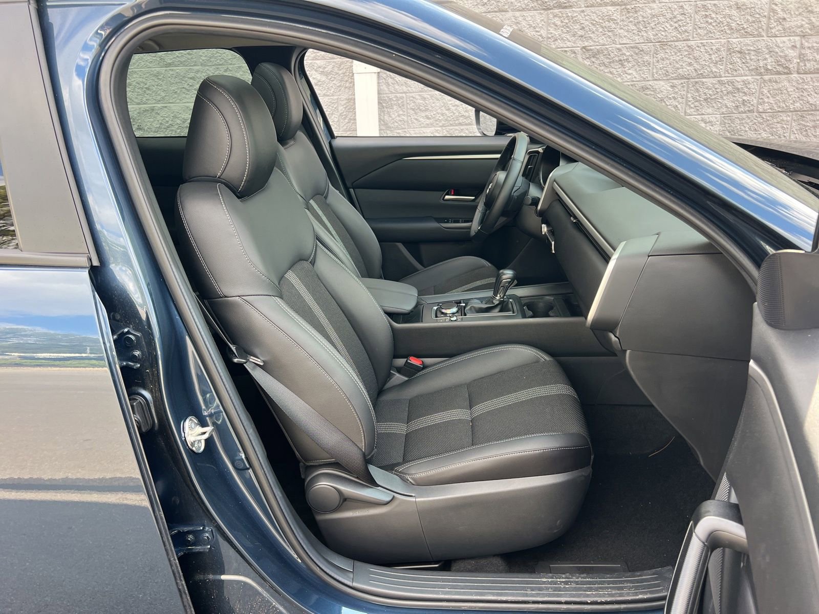 Certified 2026 MAZDA CX-50 AWD 2.5 S w/ Cargo Package image 38