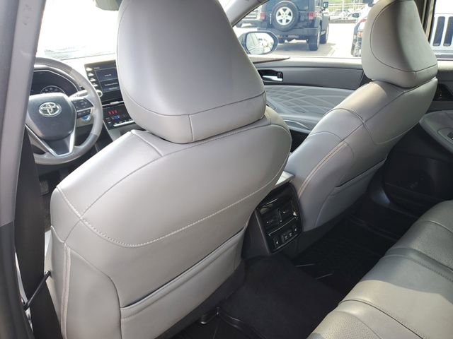 Used 2019 Toyota Avalon Limited w/ All Weather Liner Package image 30