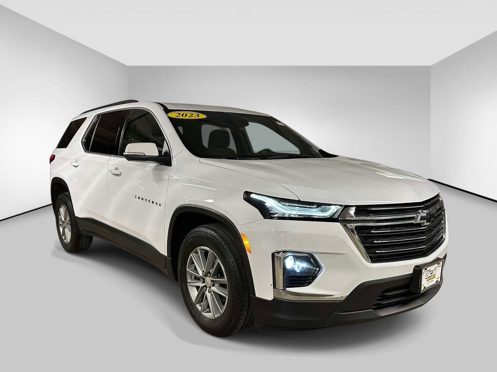 Used 2023 Chevrolet Traverse LT AWD/4WD image 7