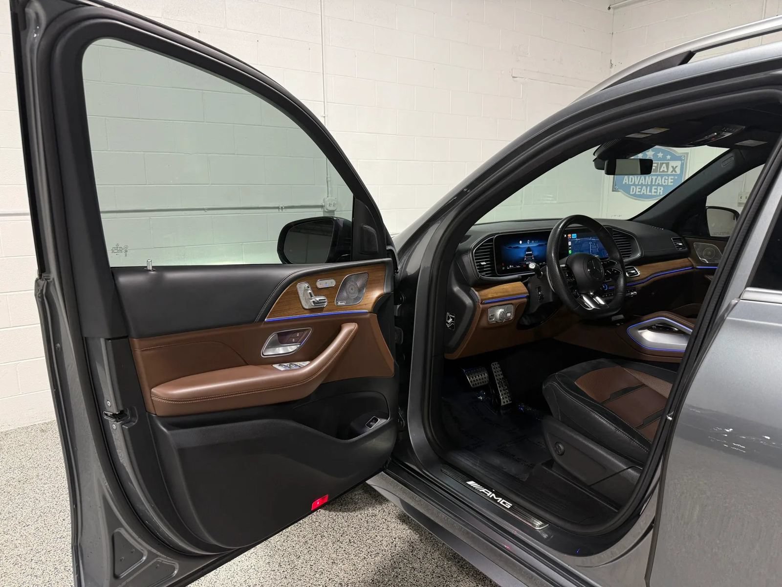 Used 2024 Mercedes-Benz GLE 53 AMG 4MATIC image 11