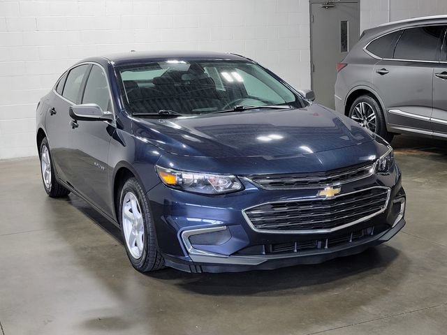 Used 2018 Chevrolet Malibu LS FWD image 4