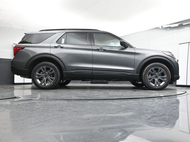 New 2026 Ford Explorer Active w/ Active Comfort Package AWD/4WD image 31