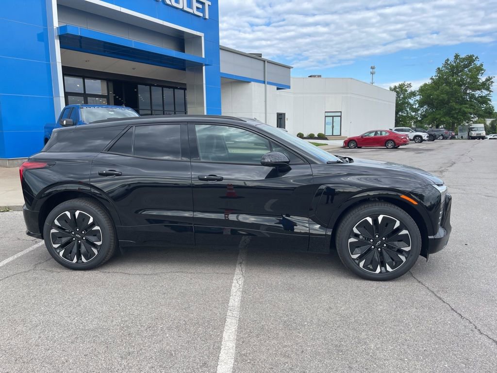 New 2024 Chevrolet Blazer EV RS RWD image 2