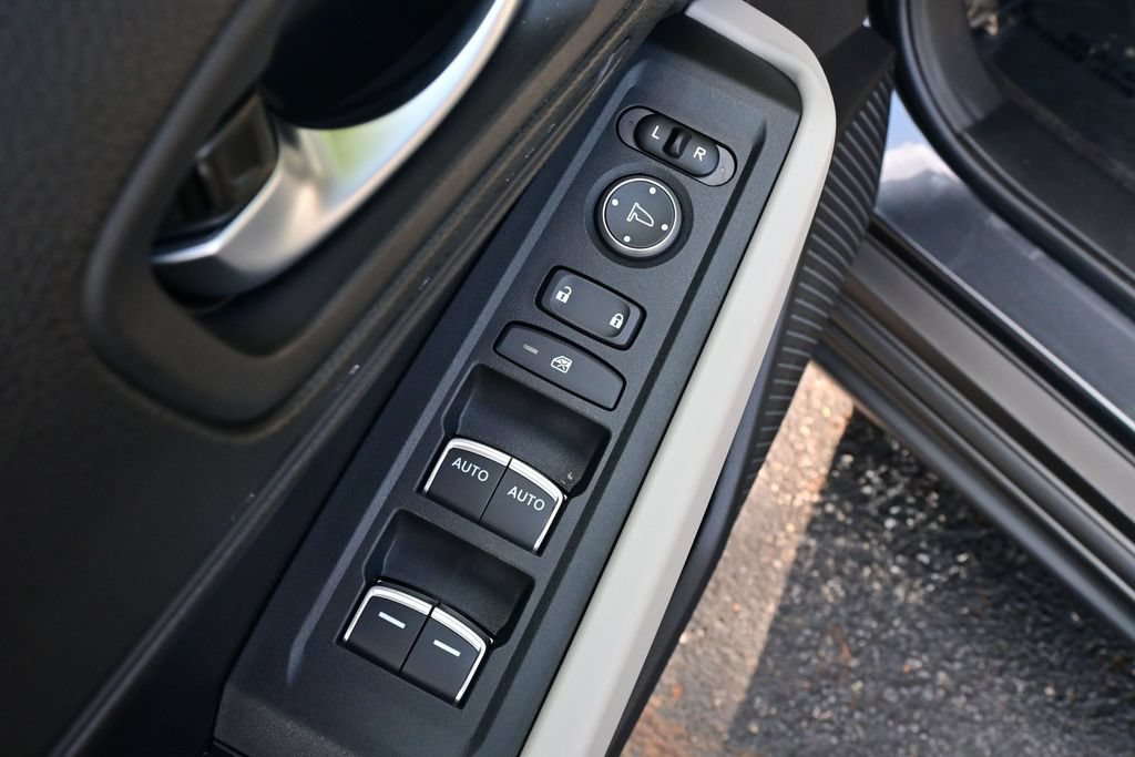 Certified 2025 Honda Accord LX image 27