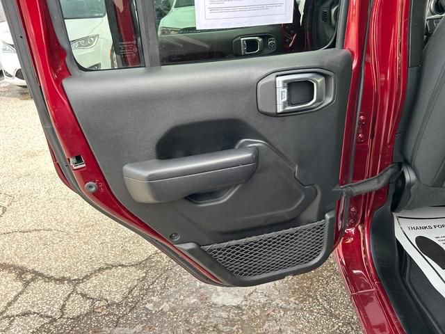 Used 2021 Jeep Wrangler Unlimited Sport image 13