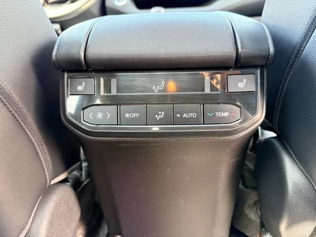 Used 2022 Toyota Highlander Platinum AWD/4WD image 14