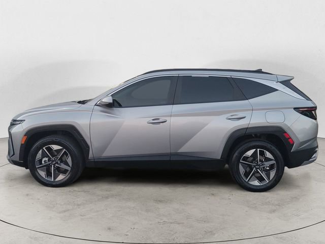 Certified 2025 Hyundai Tucson SEL image 2