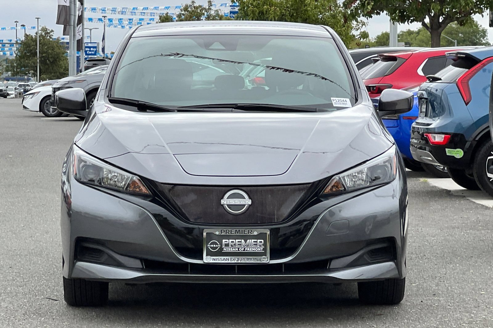 Certified 2025 Nissan Leaf S FWD image 9