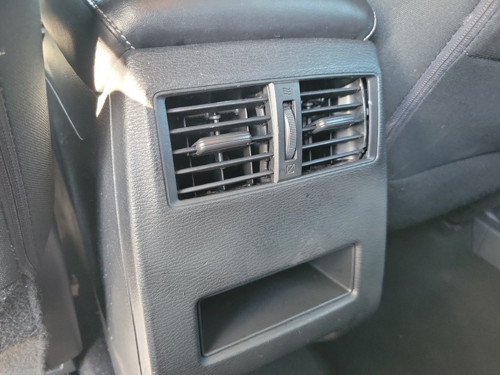 Used 2023 Mitsubishi Outlander ES FWD image 18