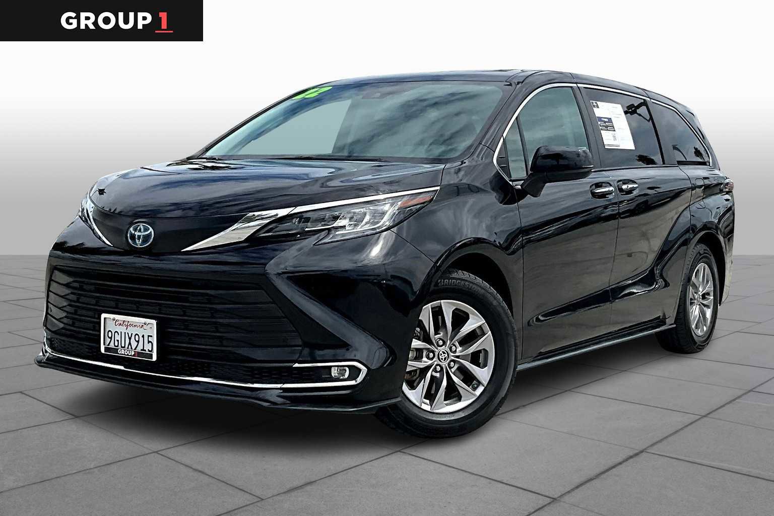 Used 2022 Toyota Sienna XLE