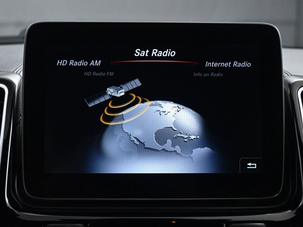 Used 2018 Mercedes-Benz GLS 450 4MATIC w/ Premium Package image 32