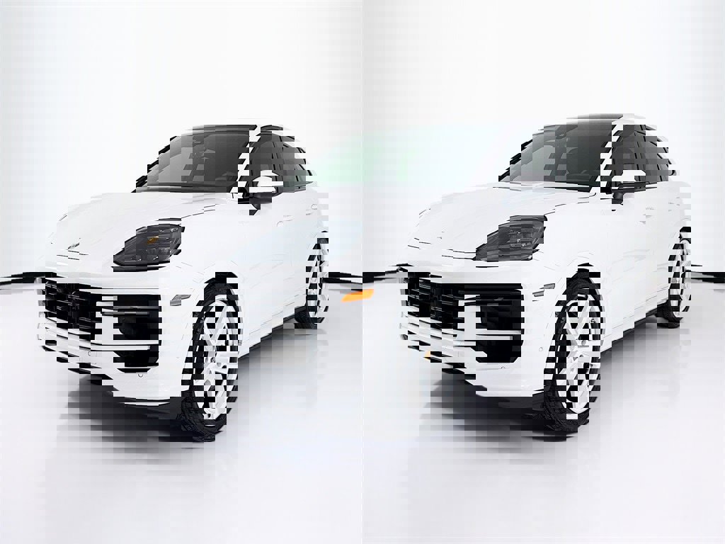New 2026 Porsche Cayenne Coupe image 1