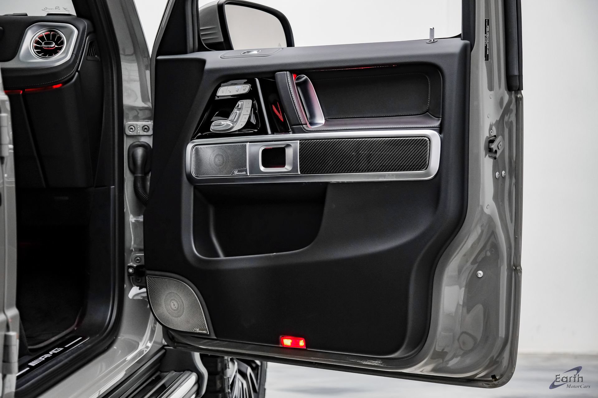 Used 2025 Mercedes-Benz G 63 AMG 4MATIC image 94