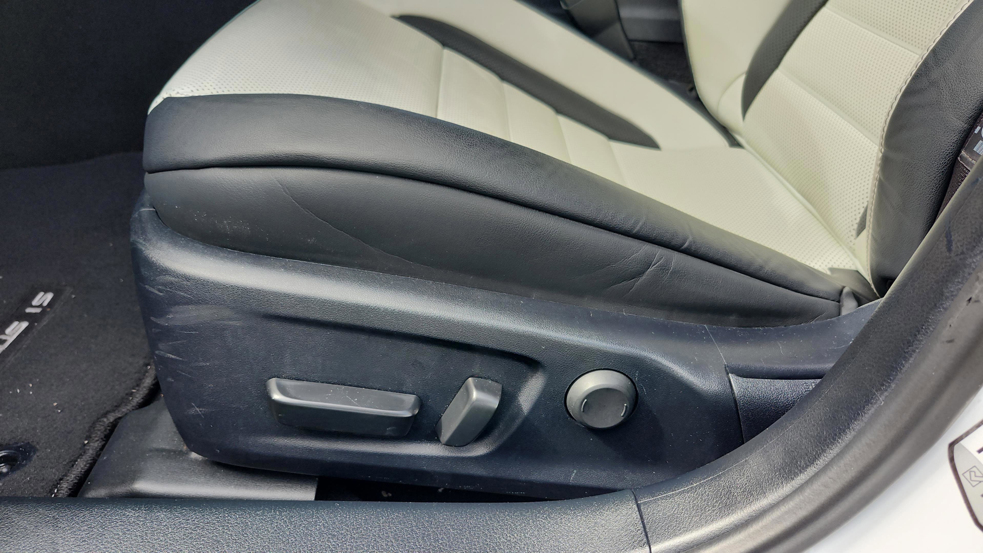 Certified 2021 Lexus IS 350 F Sport w/ Accessory Package image 8