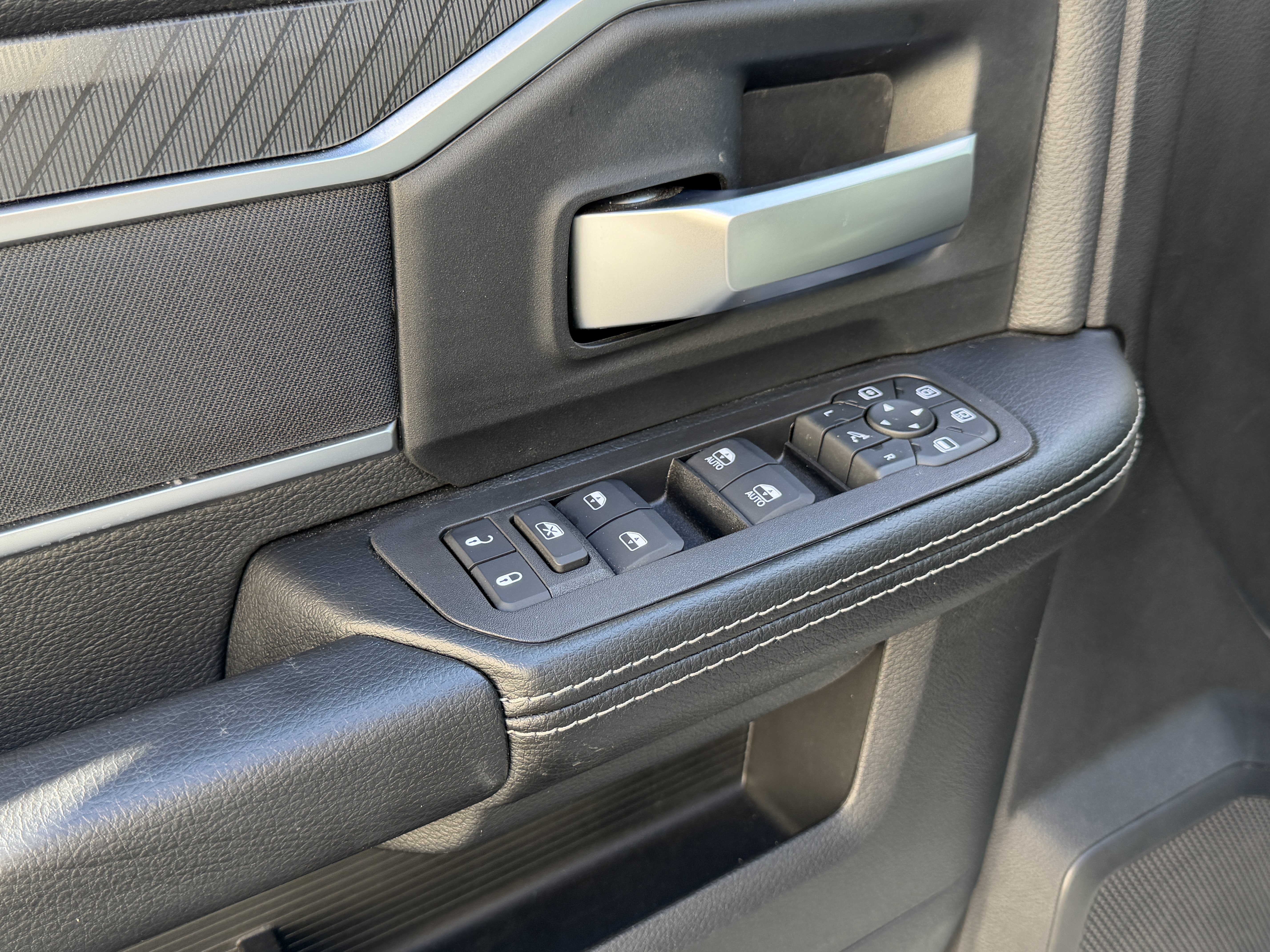 New 2026 RAM 2500 Big Horn AWD/4WD image 21