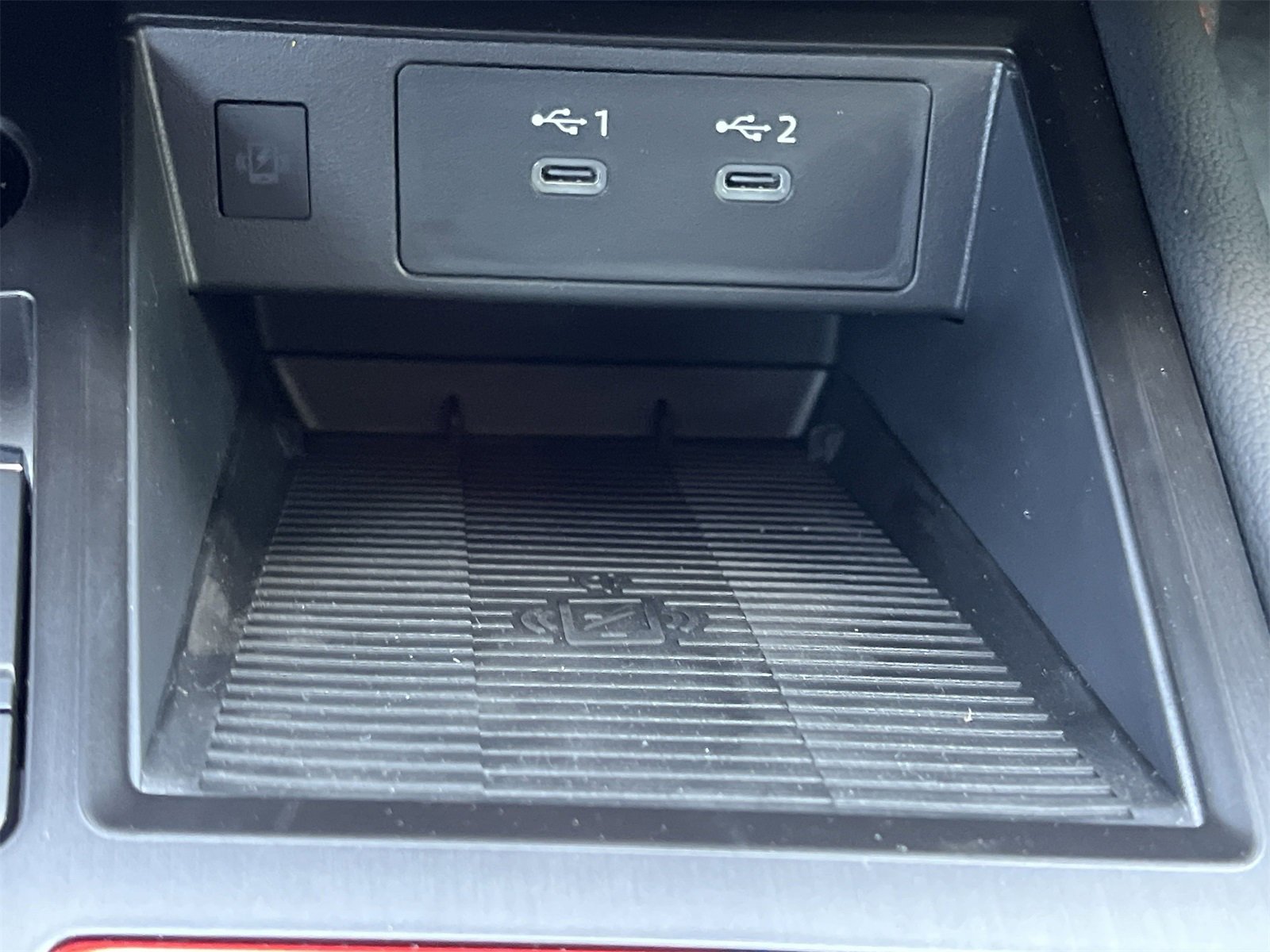 New 2025 Nissan Kicks SR w/ SR Premium Package image 8