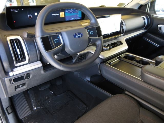 Certified 2025 Ford Expedition Max Active RWD image 13