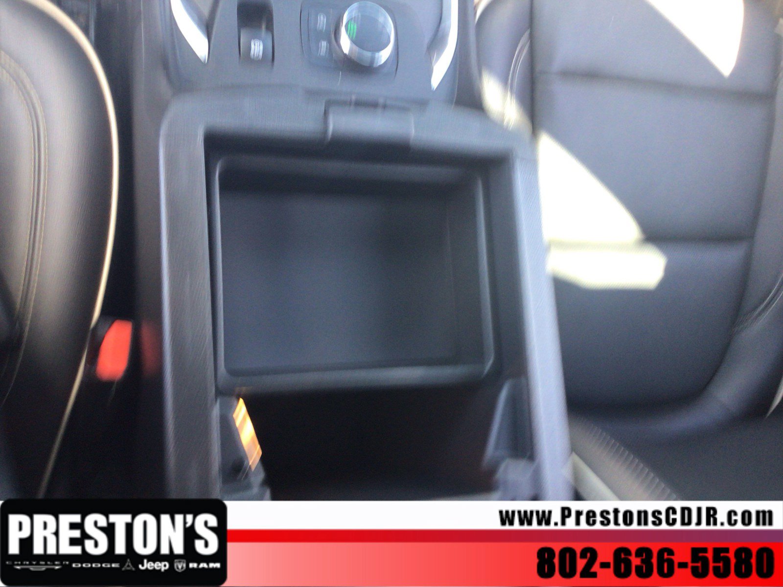 Used 2023 Chevrolet Traverse Premier AWD/4WD image 22