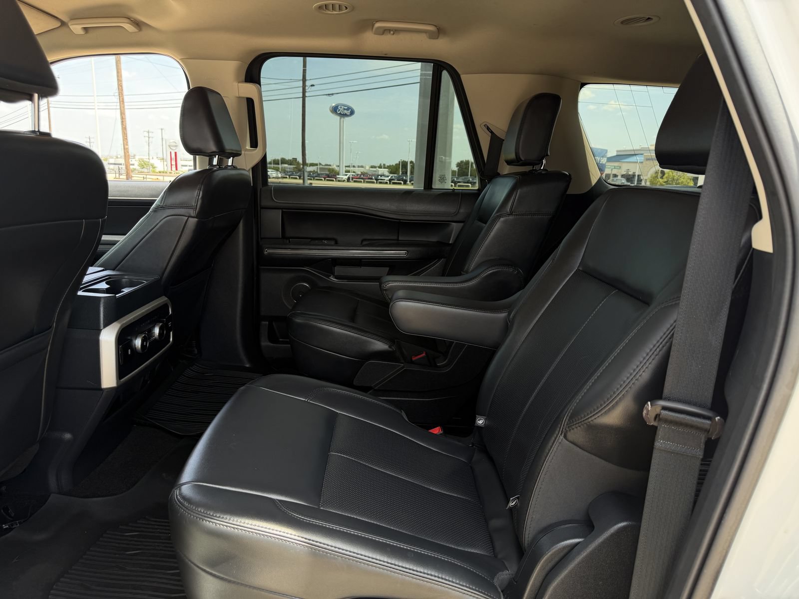 Used 2022 Ford Expedition Max XLT RWD image 28