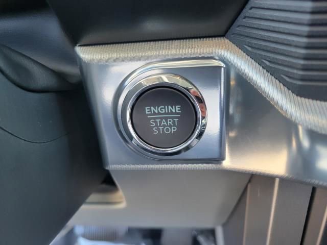 New 2025 Ford F150 Lariat w/ Equipment Group 502A High image 29