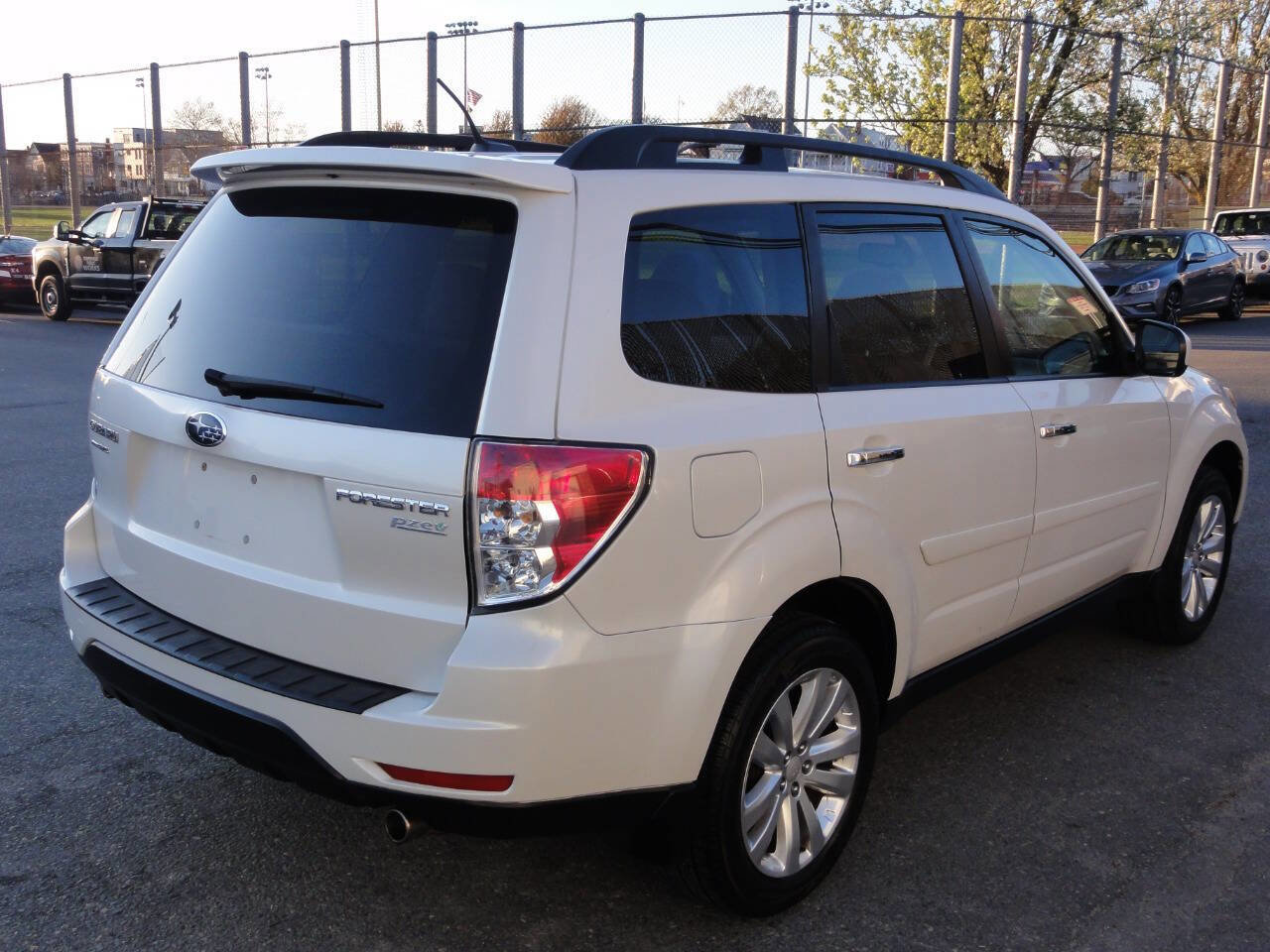 Used 2012 Subaru Forester 2.5X Premium AWD/4WD image 3