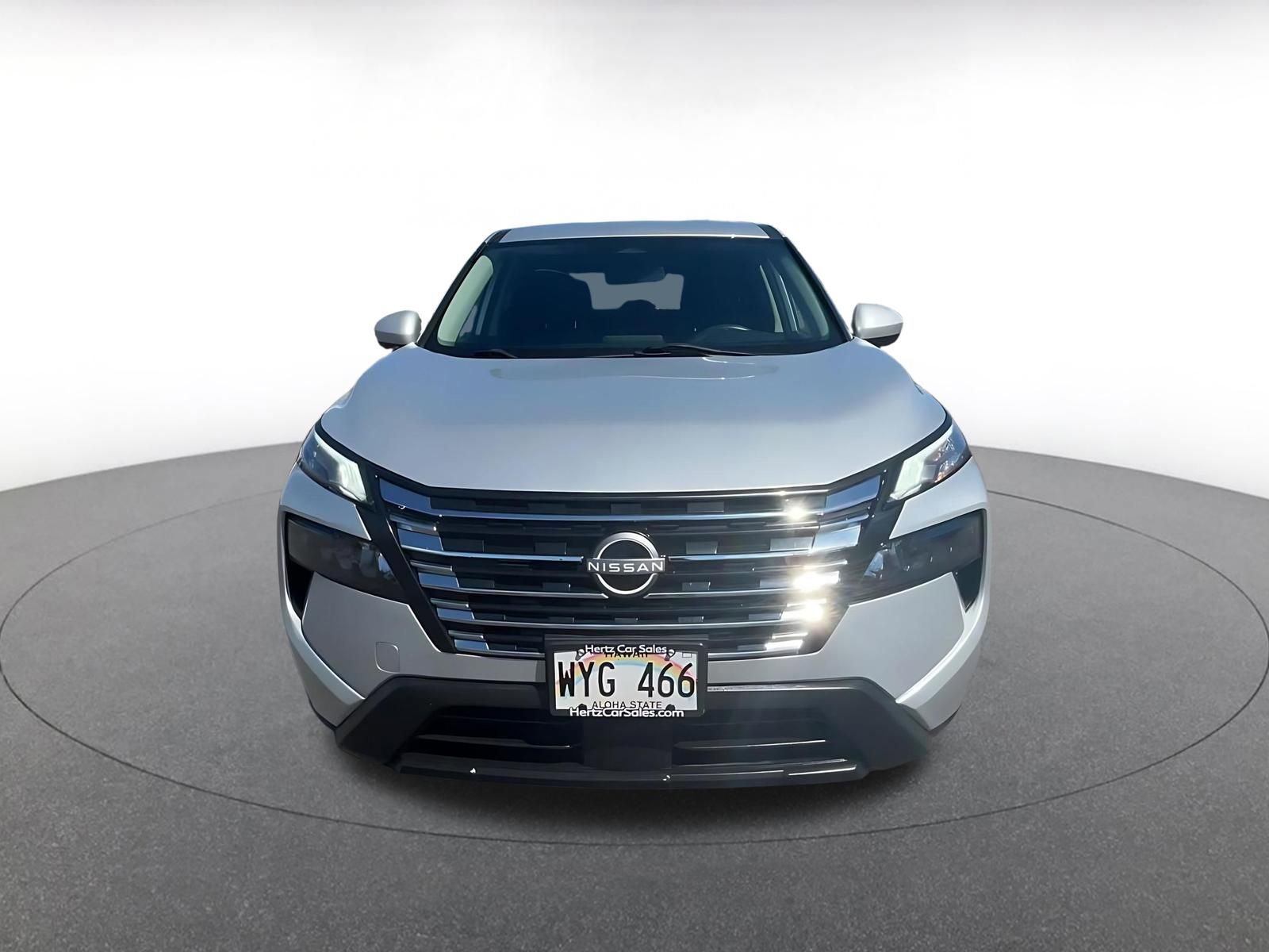 Used 2024 Nissan Rogue SV image 4