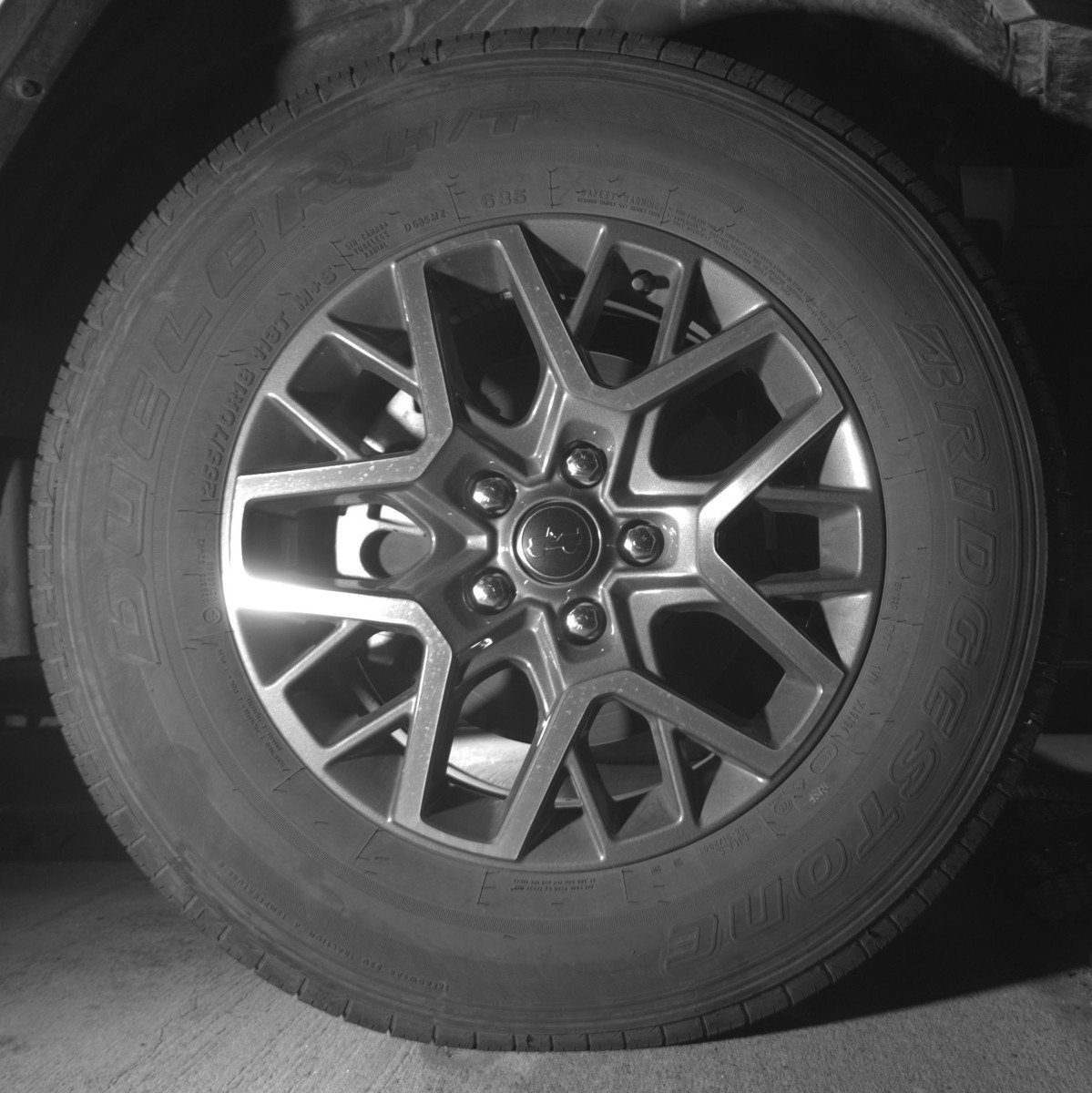 Used 2025 Jeep Wrangler Sahara image 13