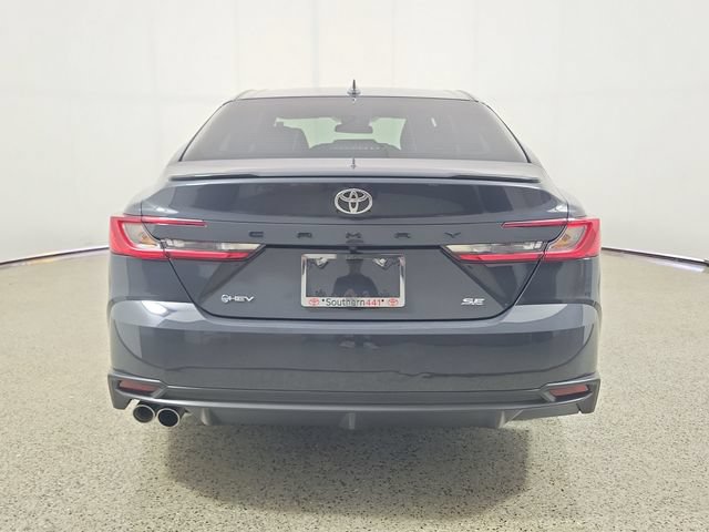 Used 2026 Toyota Camry SE FWD image 6