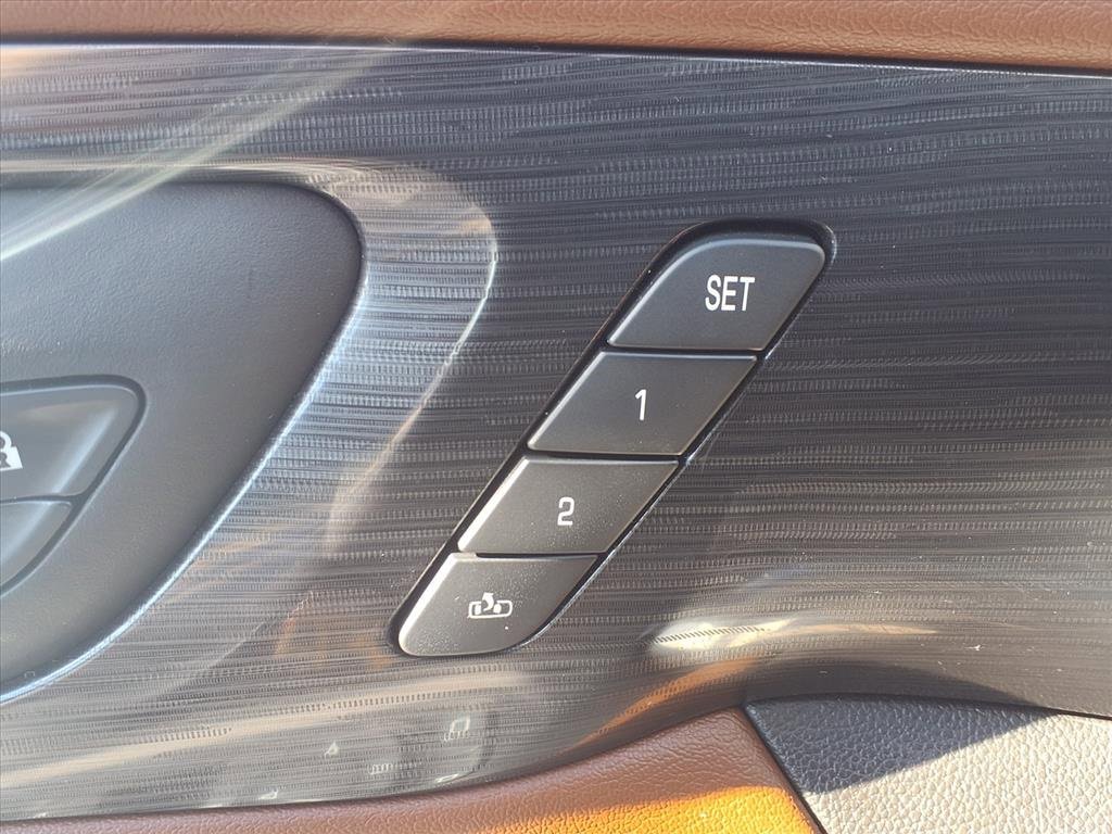 Used 2021 Chevrolet Traverse High Country image 13