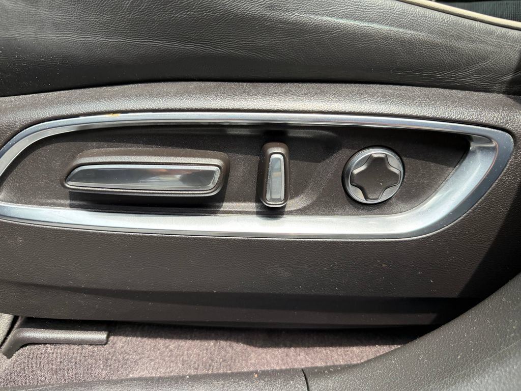 Used 2019 Acura MDX w/ Advance & Entertainment Pac AWD/4WD image 19