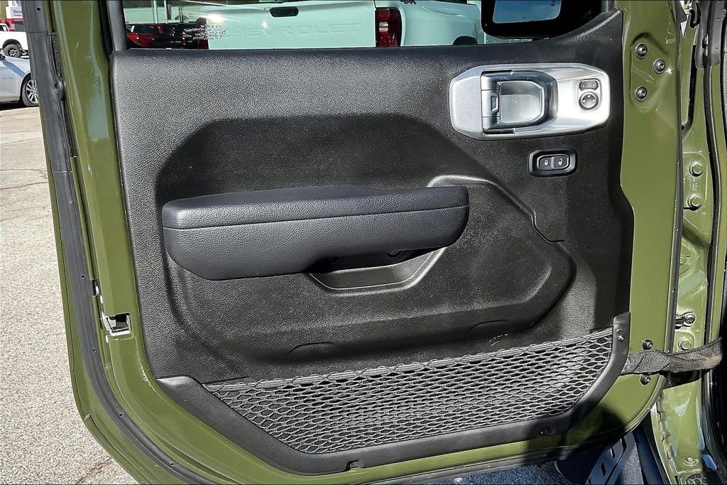 Used 2023 Jeep Gladiator Sport image 18