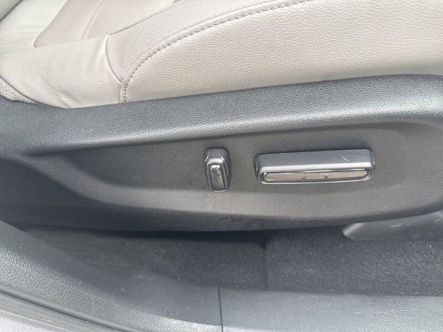 Used 2019 Honda CR-V EX-L image 11