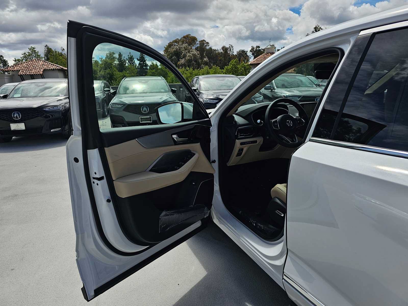 New 2026 Acura MDX w/ Technology Package FWD image 21