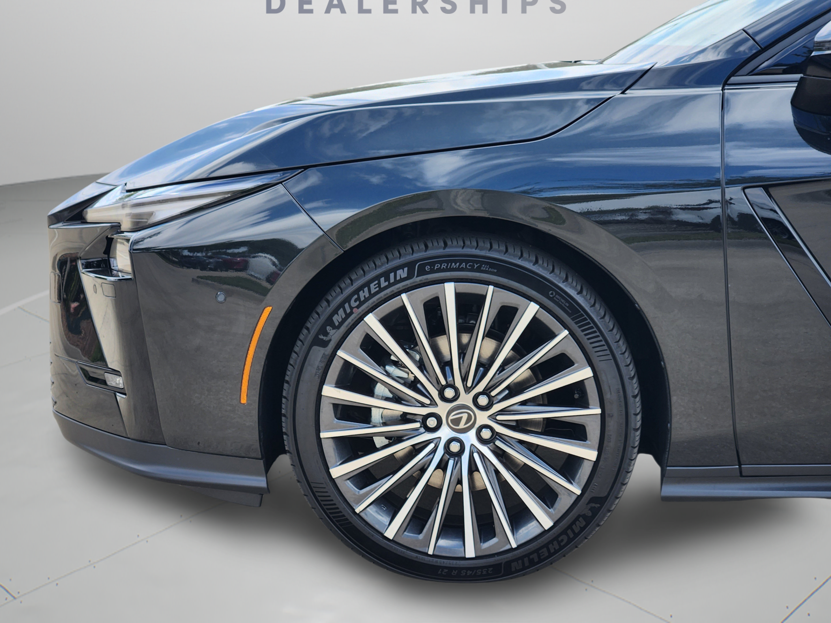 New 2026 Lexus ES 350e FWD image 22